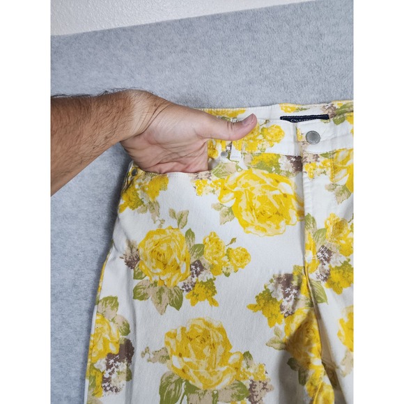Charter Club Women's Yellow Floral High Rise Cotton Blend Capri Pant Size 8 - Picture 3 of 13